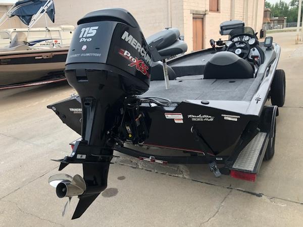 2014 Tracker Boats boat for sale, model of the boat is Pro Team 190 & Image # 4 of 23