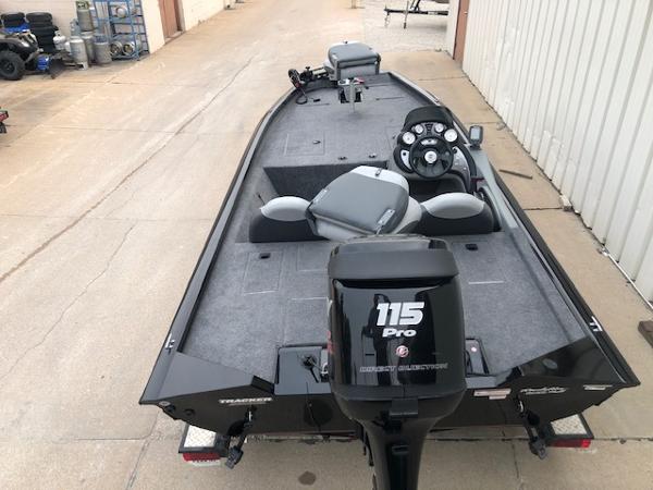 2014 Tracker Boats boat for sale, model of the boat is Pro Team 190 & Image # 20 of 23