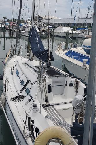 31' Beneteau, Listing Number 100916396, Image No. 2