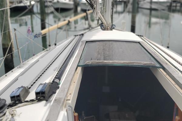 31' Beneteau, Listing Number 100916396, - Photo No. 10