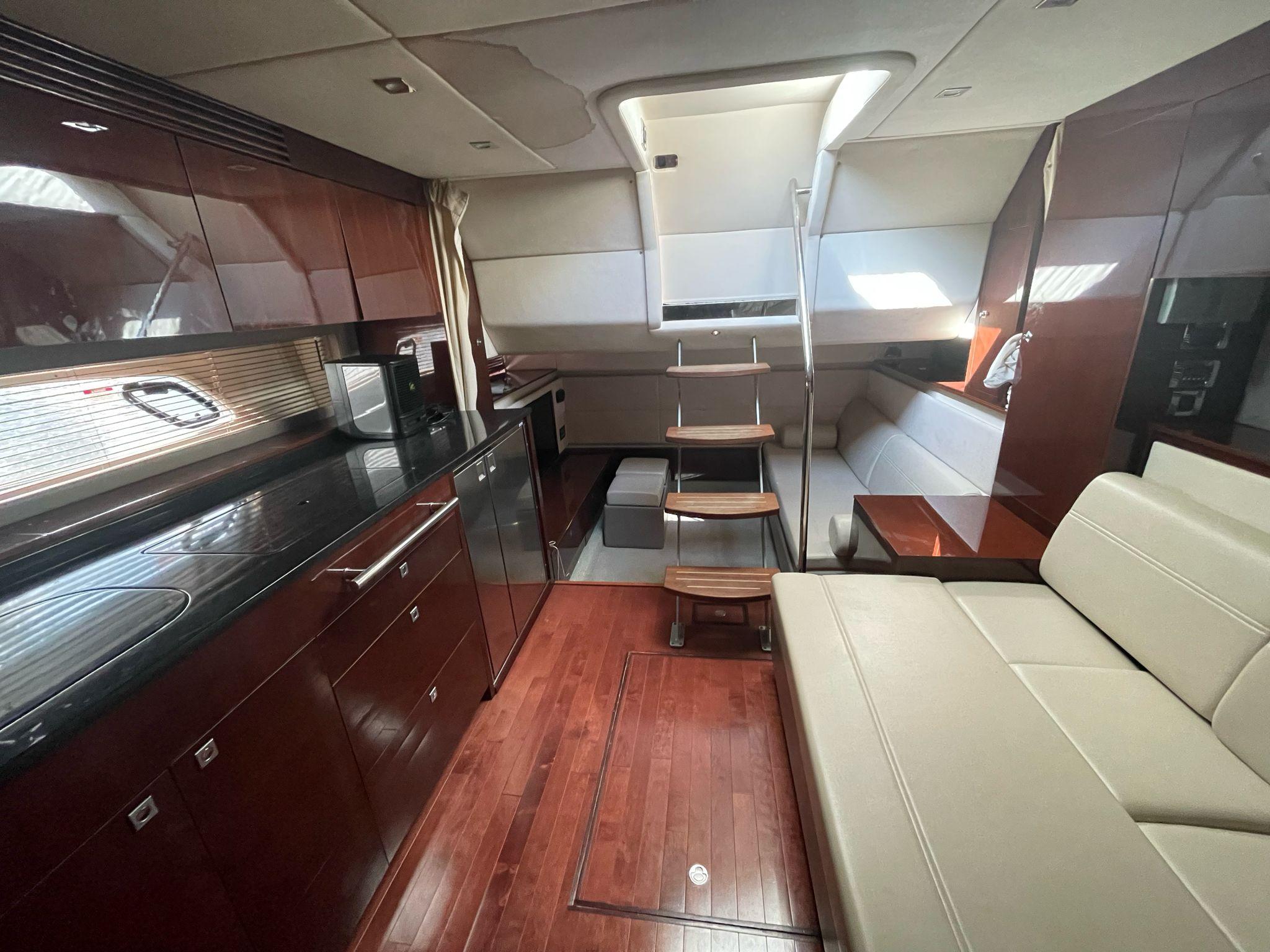 2010-sea-ray-45-sundancer-power-9410505-20240531154003962-1_XLARGE