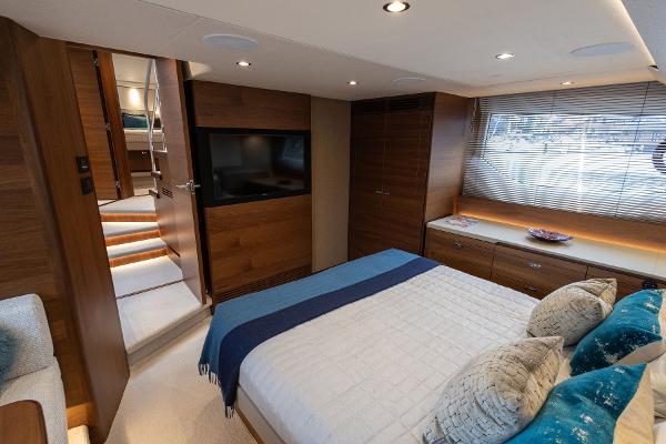 Princess Motor Yacht Sales - Used Princess F55