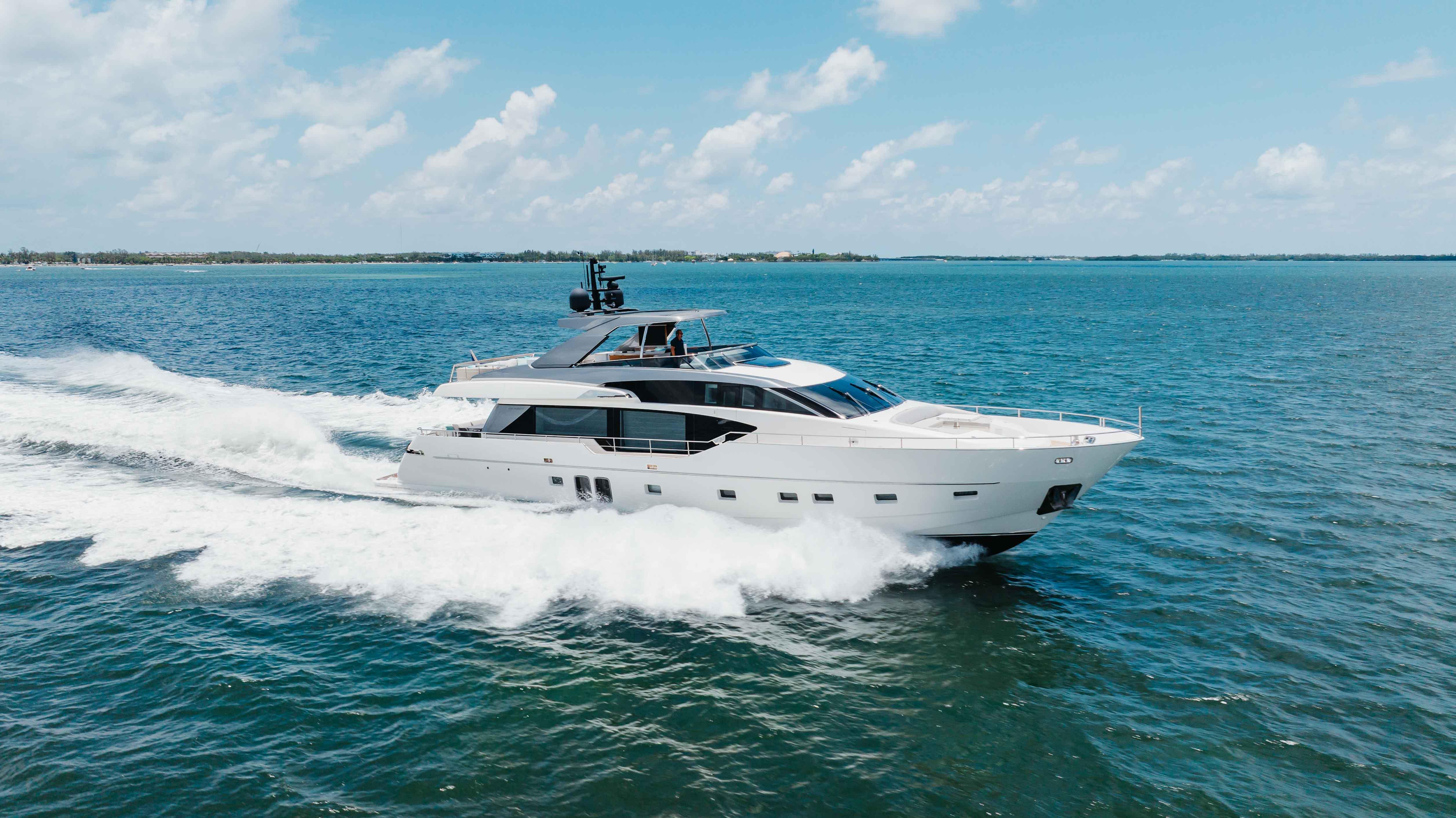 2022 Sanlorenzo 86 