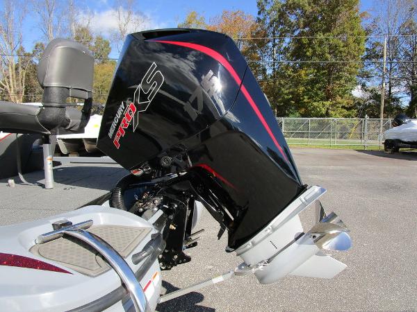 2021 Nitro boat for sale, model of the boat is Z18 Pro & Image # 16 of 46