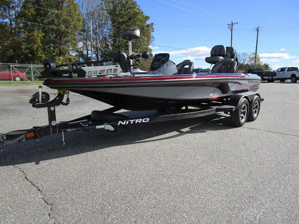 2021 Nitro boat for sale, model of the boat is Z18 Pro & Image # 2 of 46