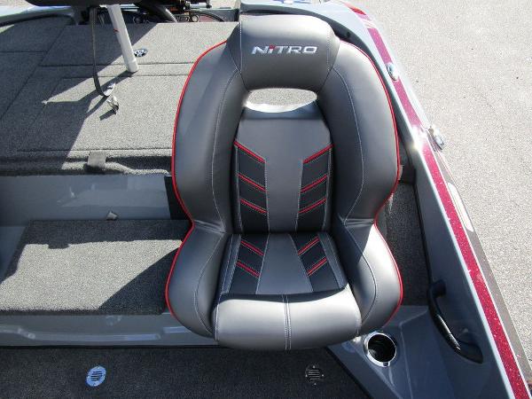 2021 Nitro boat for sale, model of the boat is Z18 Pro & Image # 35 of 46