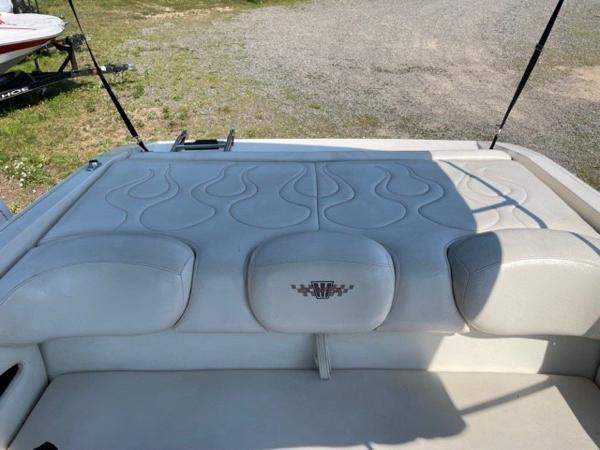 1997 Scarab boat for sale, model of the boat is 22' & Image # 4 of 10