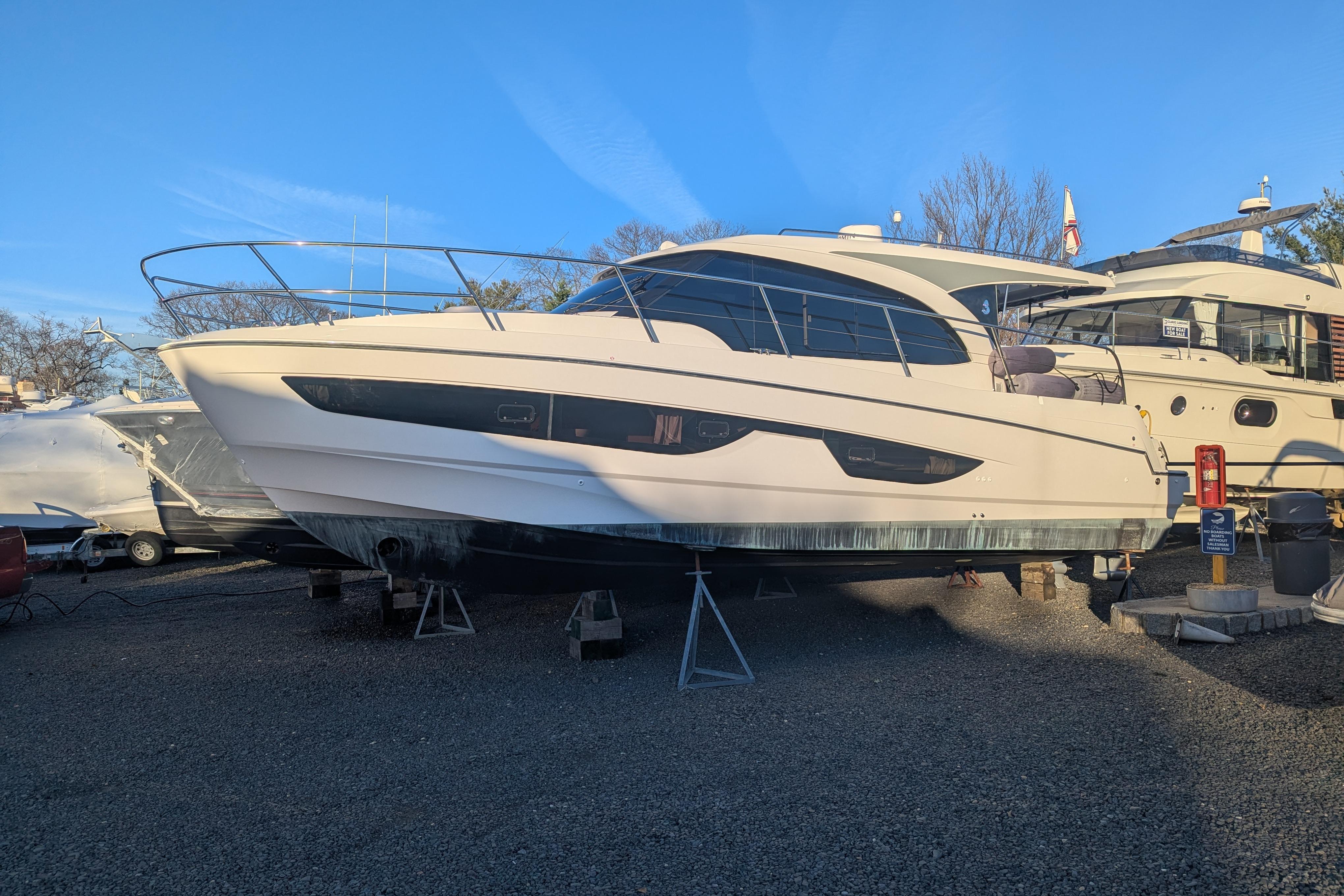 32' Beneteau 2024