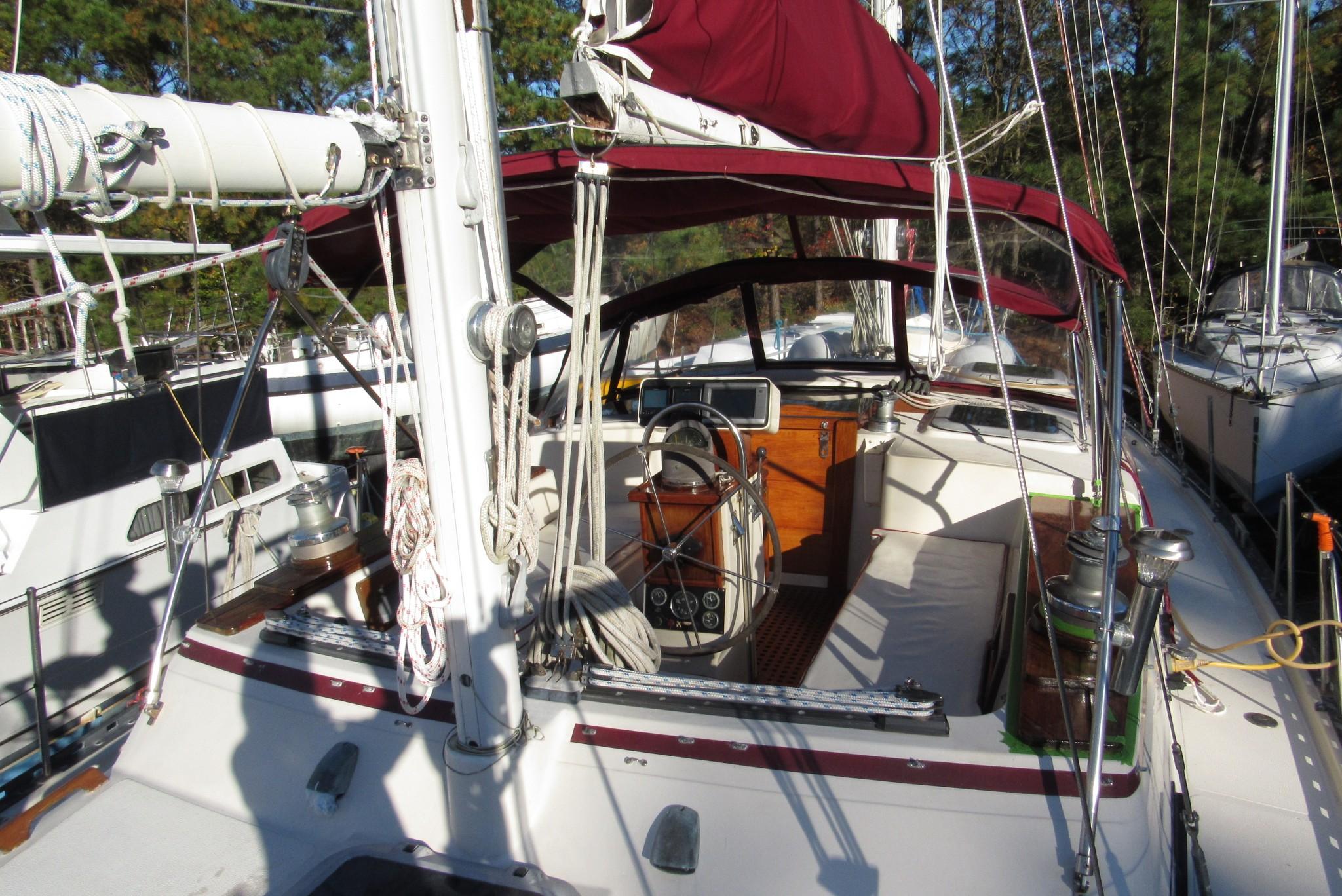 1985 Stamas 44 For Sale | YaZu Yachting | Deltaville