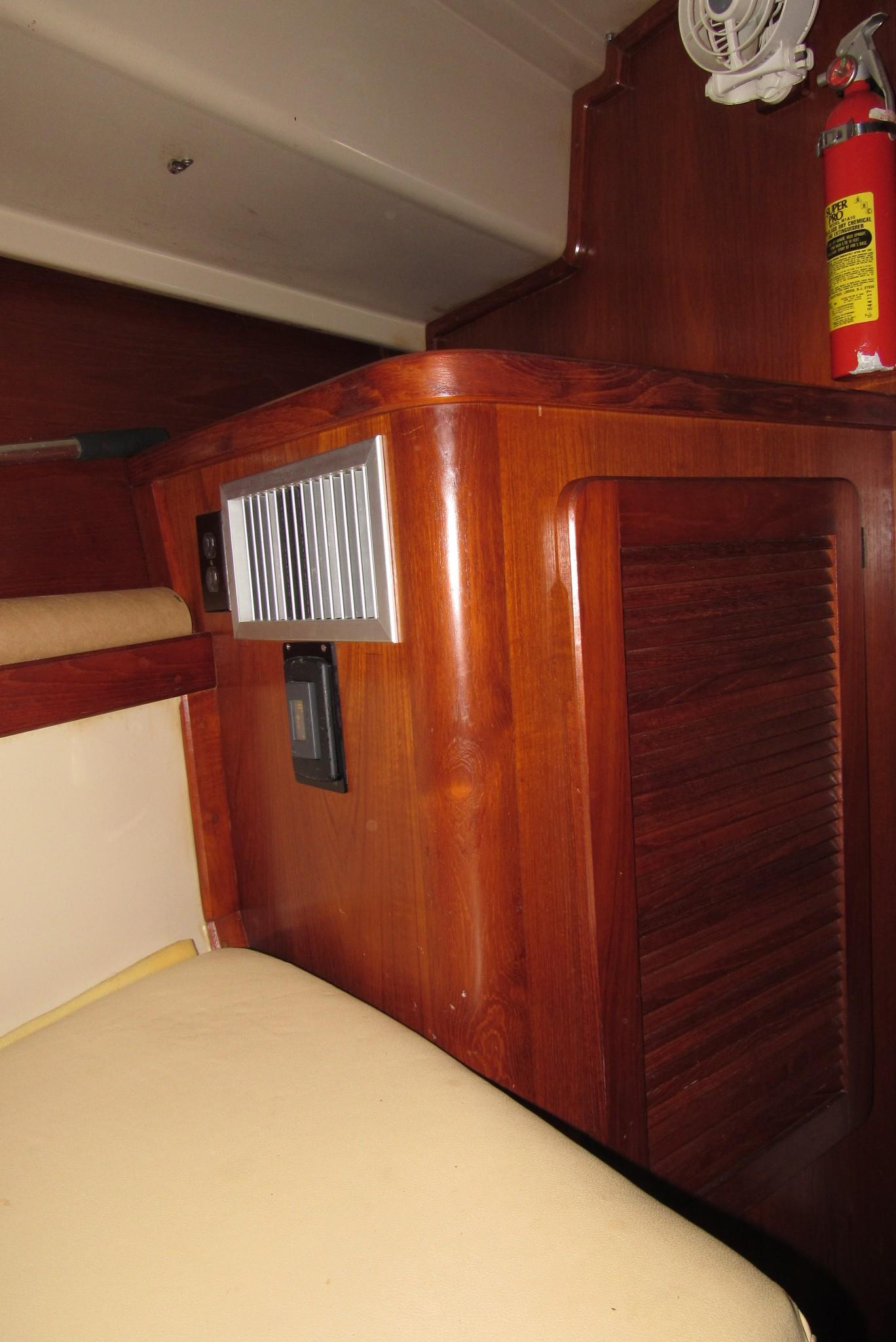 1985 Stamas 44 For Sale | YaZu Yachting | Deltaville