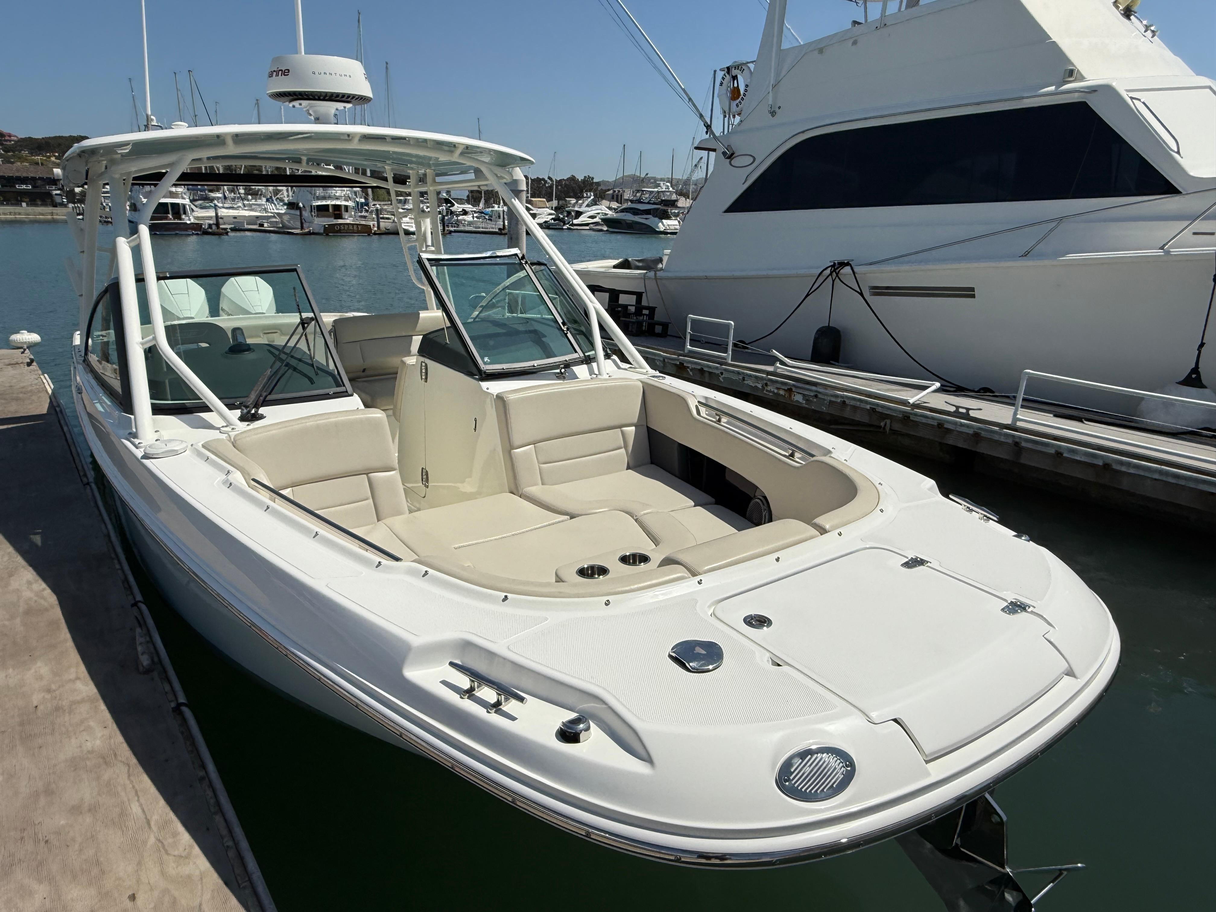 2020 Boston Whaler 270 Vantage #TBRL0785 inventory image at Sun Country Marine Group, Newport Beach 2020 Boston Whaler 270 Vantage #TBRL0785 inventory image at Sun Country Marine Group, Newport Beach