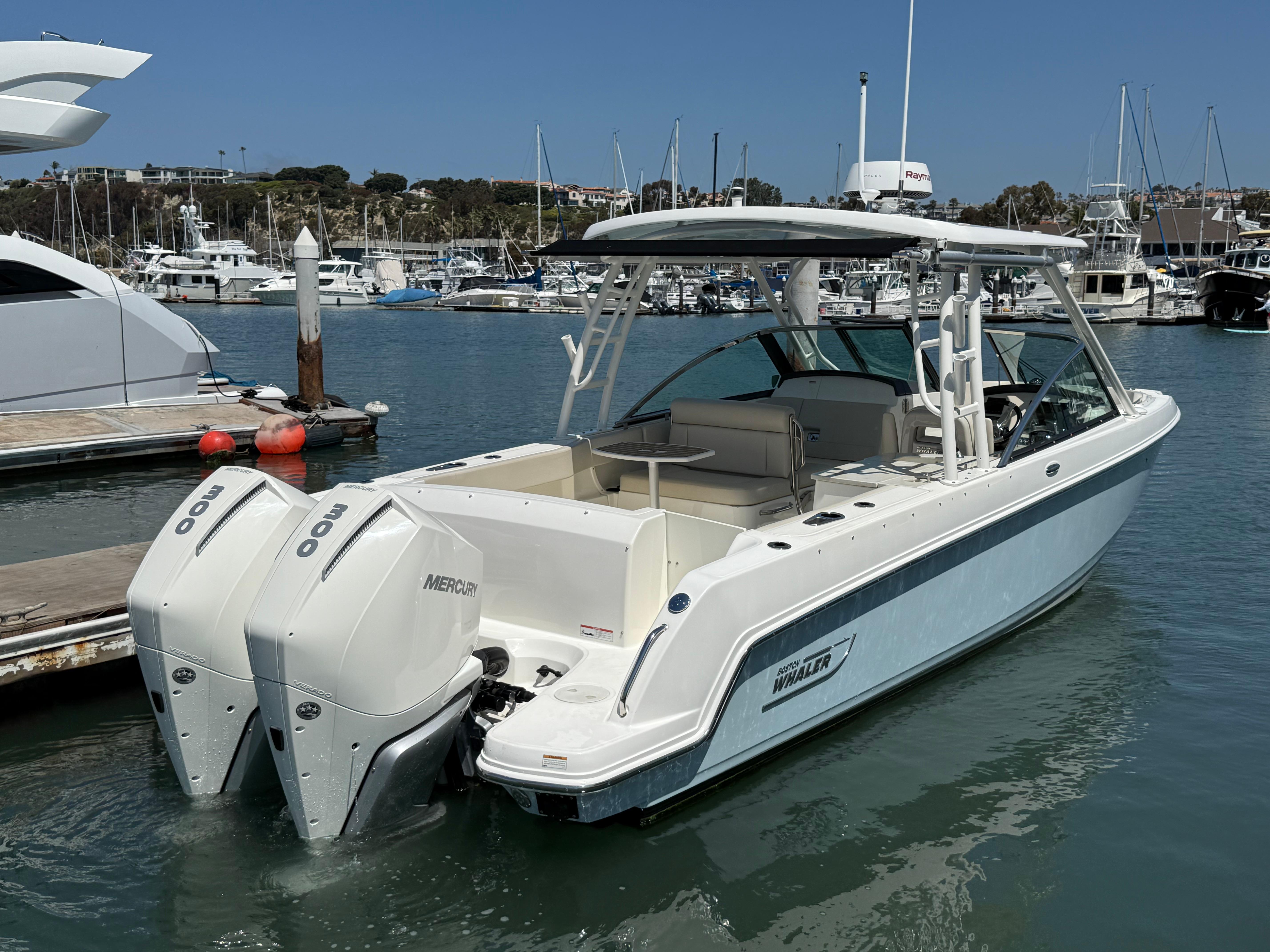 2020 Boston Whaler 270 Vantage #TBRL0785 inventory image at Sun Country Marine Group, Newport Beach 2020 Boston Whaler 270 Vantage #TBRL0785 inventory image at Sun Country Marine Group, Newport Beach