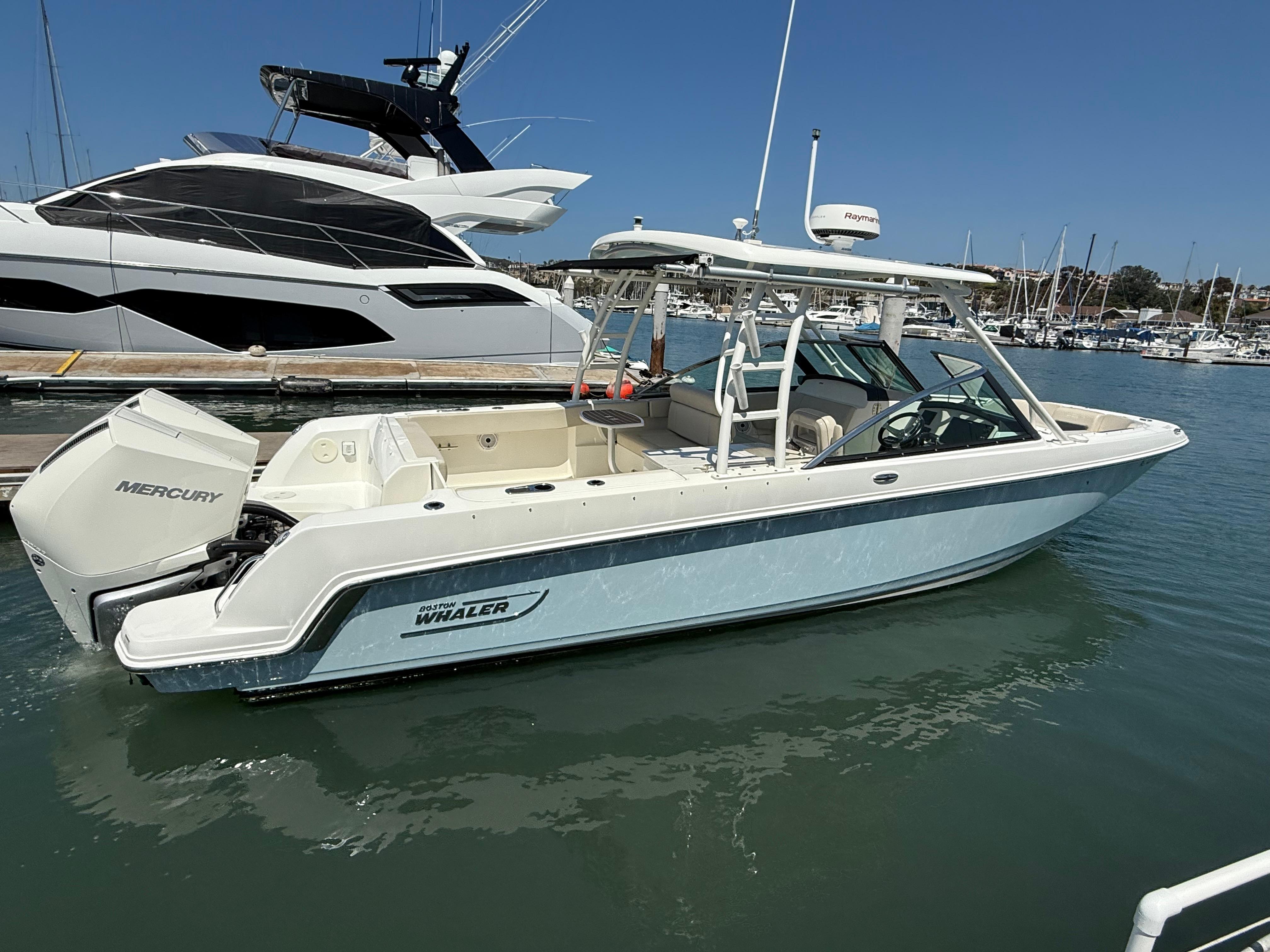 2020 Boston Whaler 270 Vantage #TBRL0785 inventory image at Sun Country Marine Group, Newport Beach 2020 Boston Whaler 270 Vantage #TBRL0785 inventory image at Sun Country Marine Group, Newport Beach