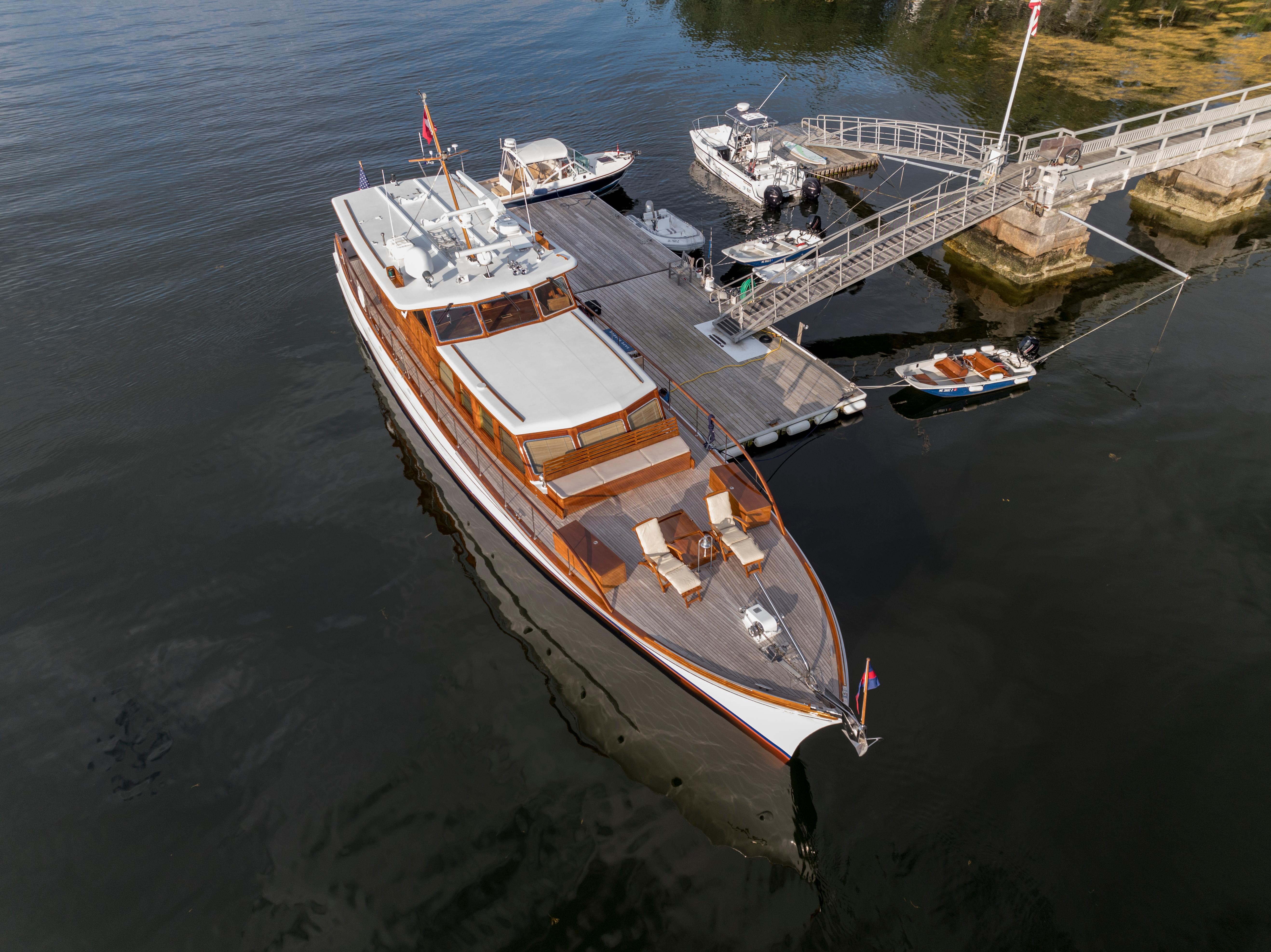 Newport RI Yacht Brokerage