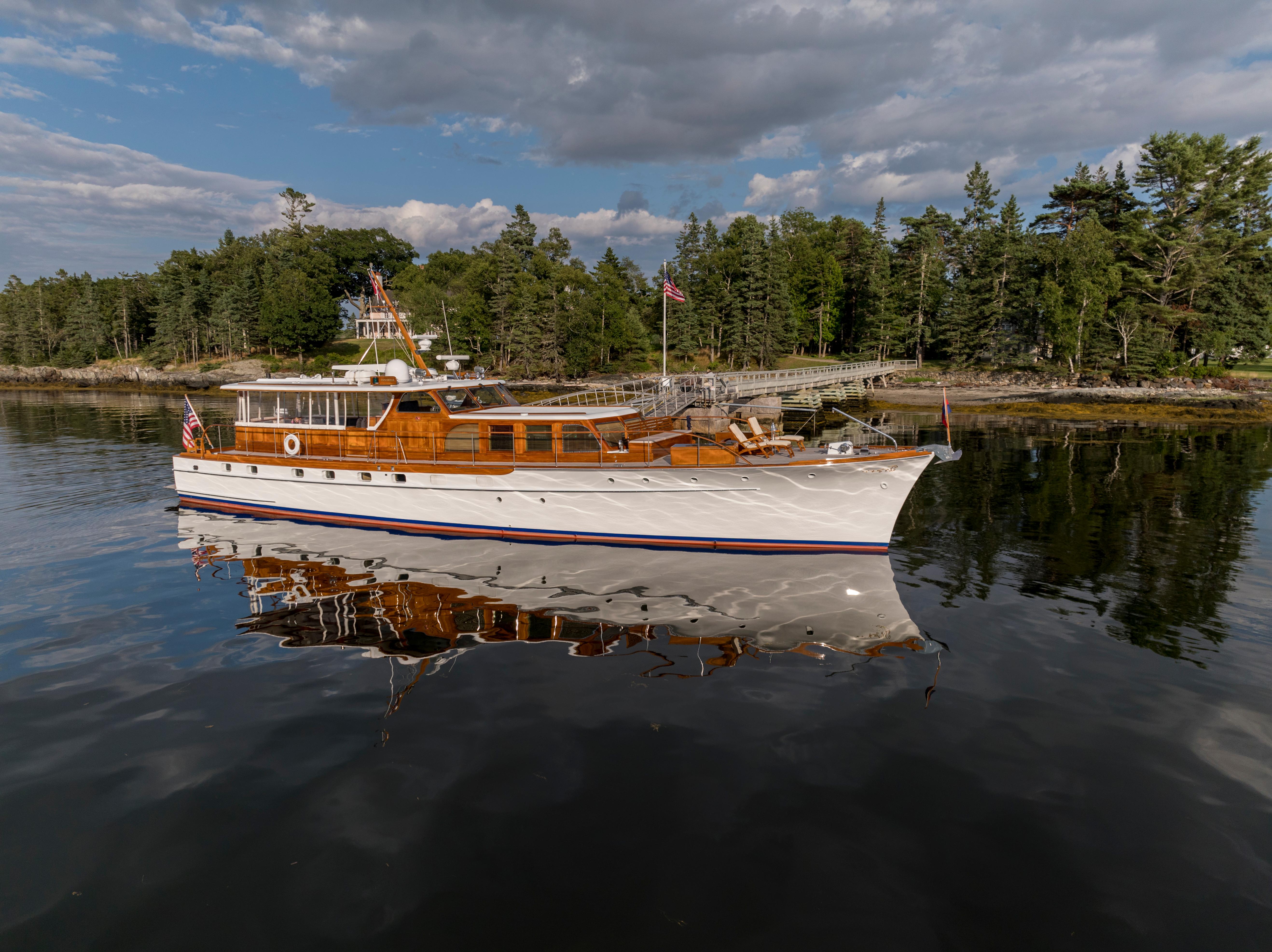 Newport RI Yacht Brokerage