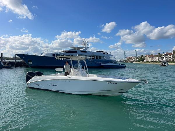 27' Boston Whaler, Listing Number 100913820, Image No. 2