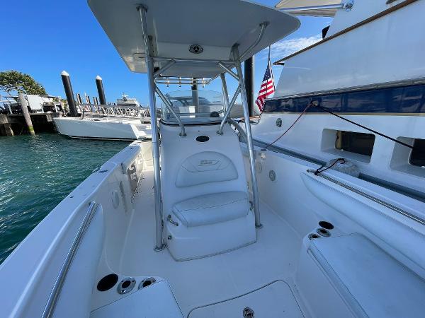 27' Boston Whaler, Listing Number 100913820, Image No. 6
