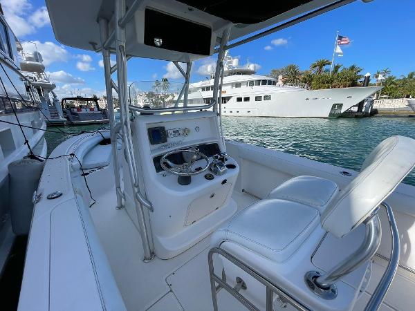 27' Boston Whaler, Listing Number 100913820, - Photo No. 8