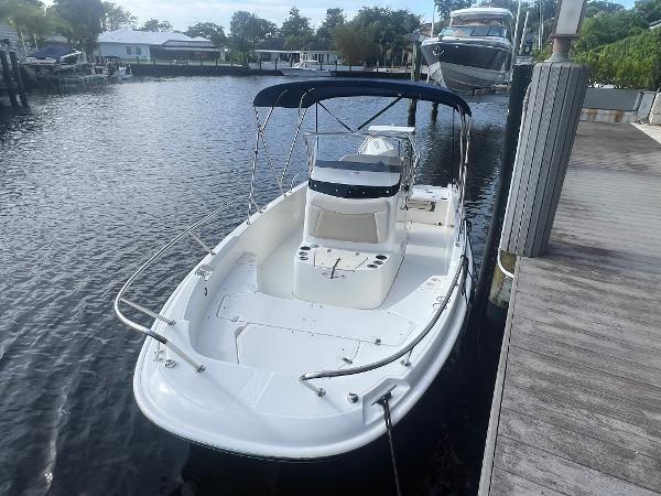 21' Boston Whaler, Listing Number 100914268, - Photo No. 2