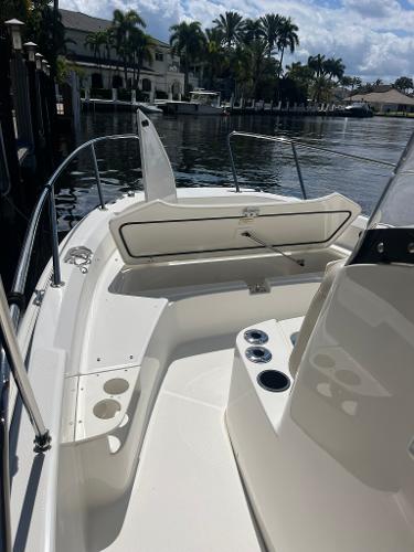 21' Boston Whaler, Listing Number 100914268, Image No. 15