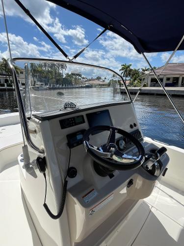 21' Boston Whaler, Listing Number 100914268, Image No. 23