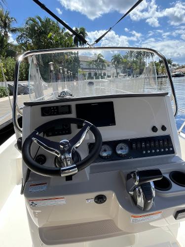 21' Boston Whaler, Listing Number 100914268, Image No. 24
