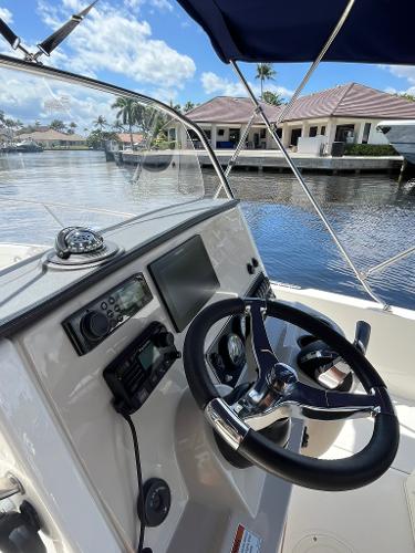 21' Boston Whaler, Listing Number 100914268, Image No. 25
