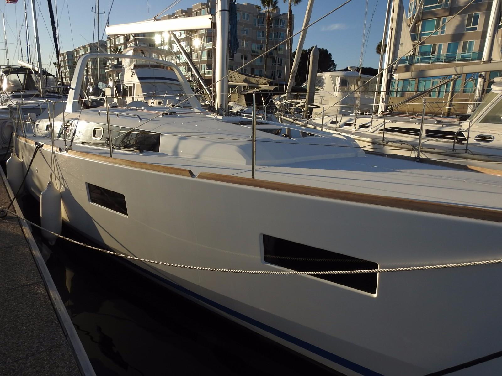 Yacht Photos Pics