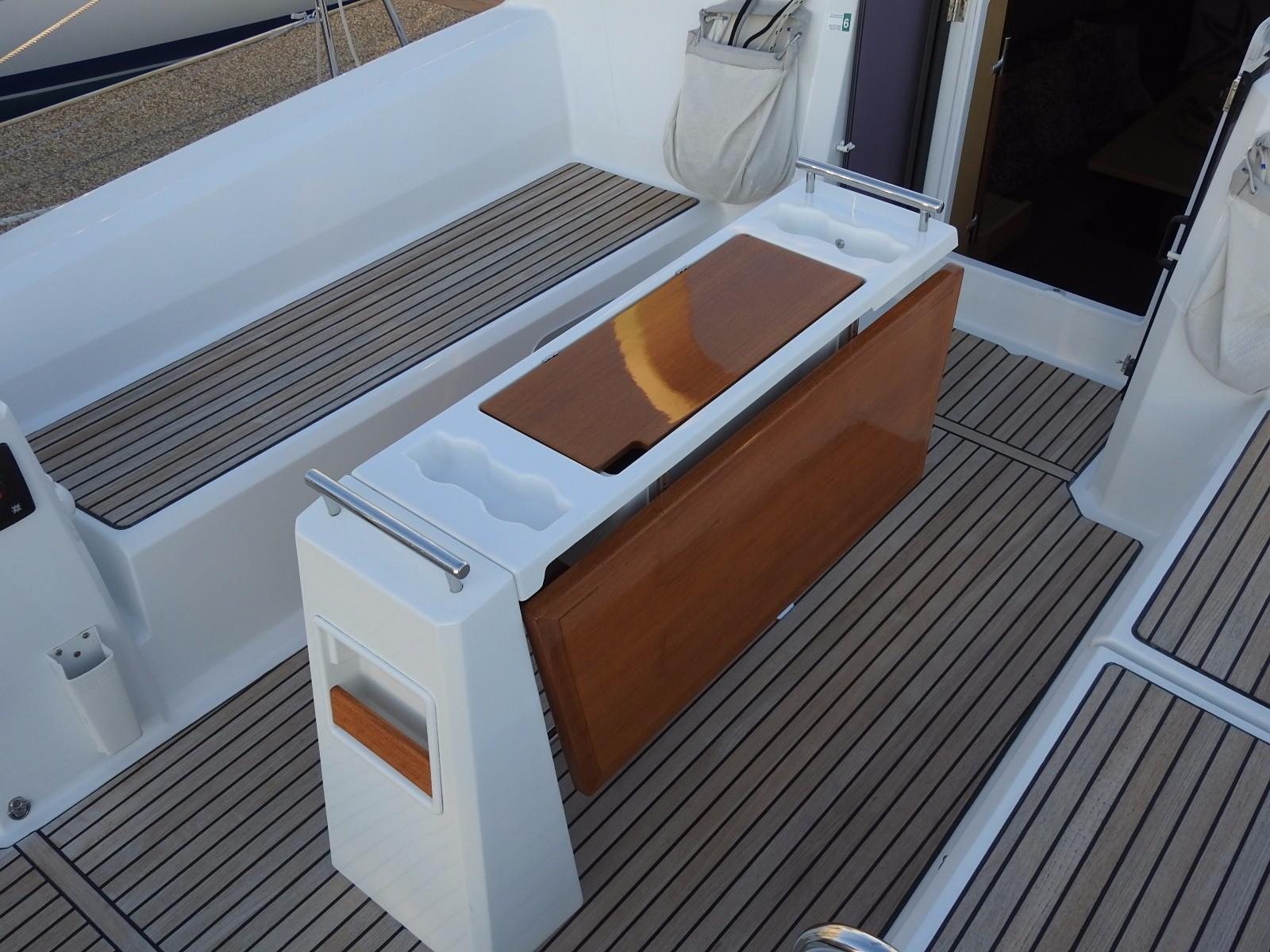 Yacht Photos Pics