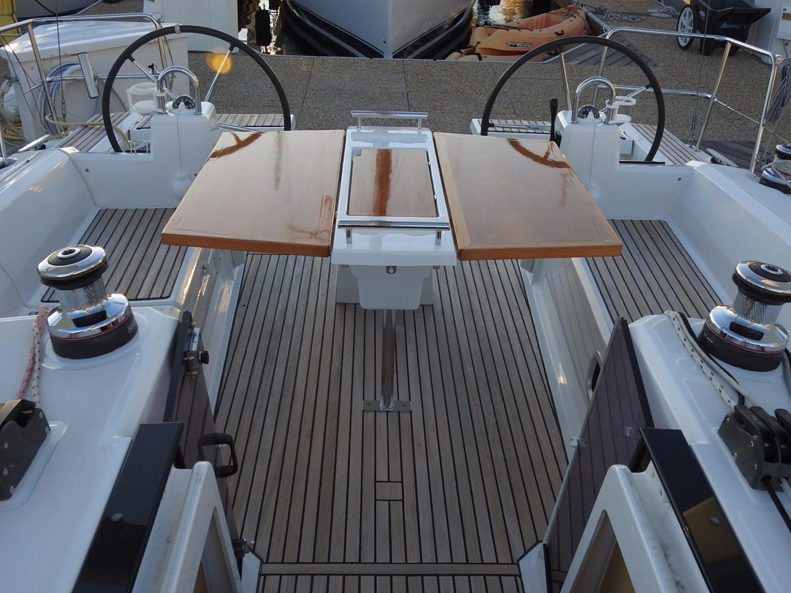 Yacht Photos Pics