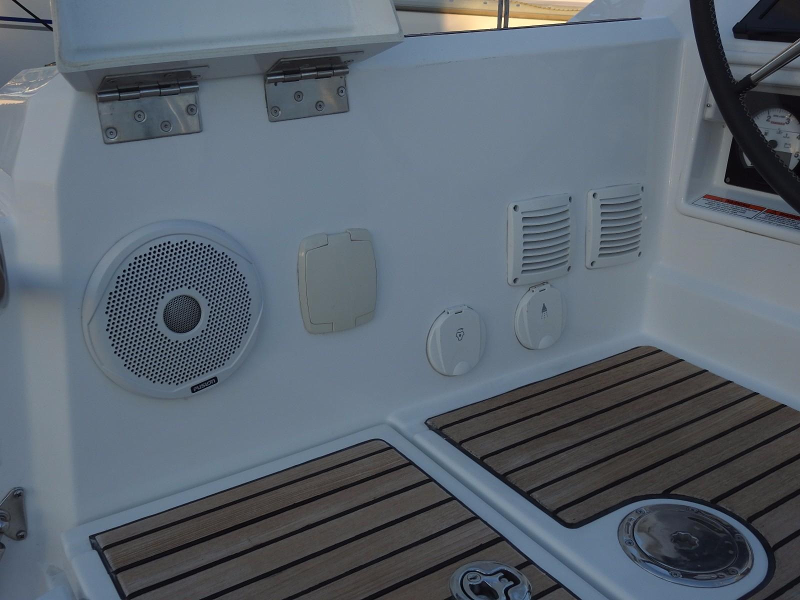 Yacht Photos Pics