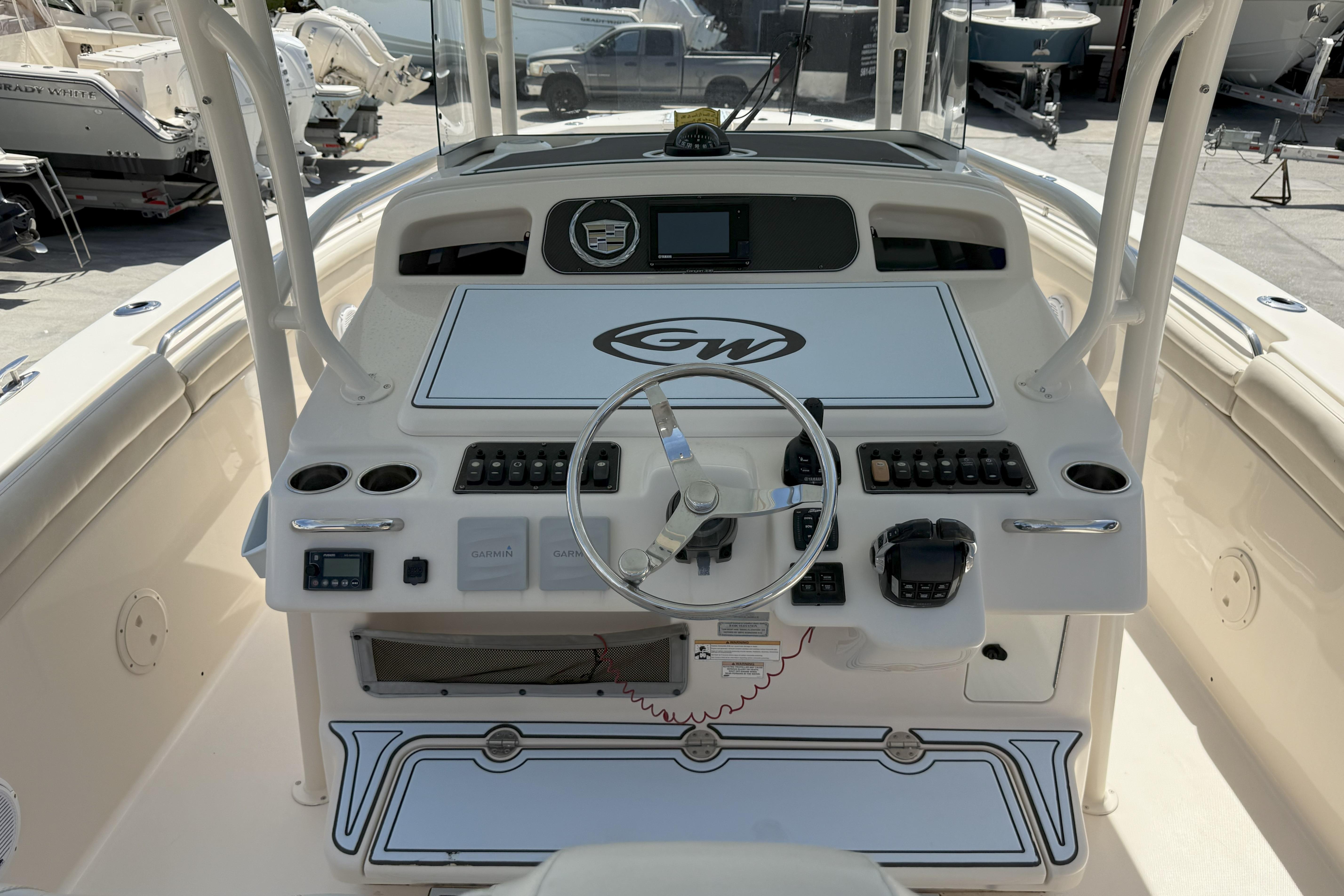 336-311 BROKERAGE RON