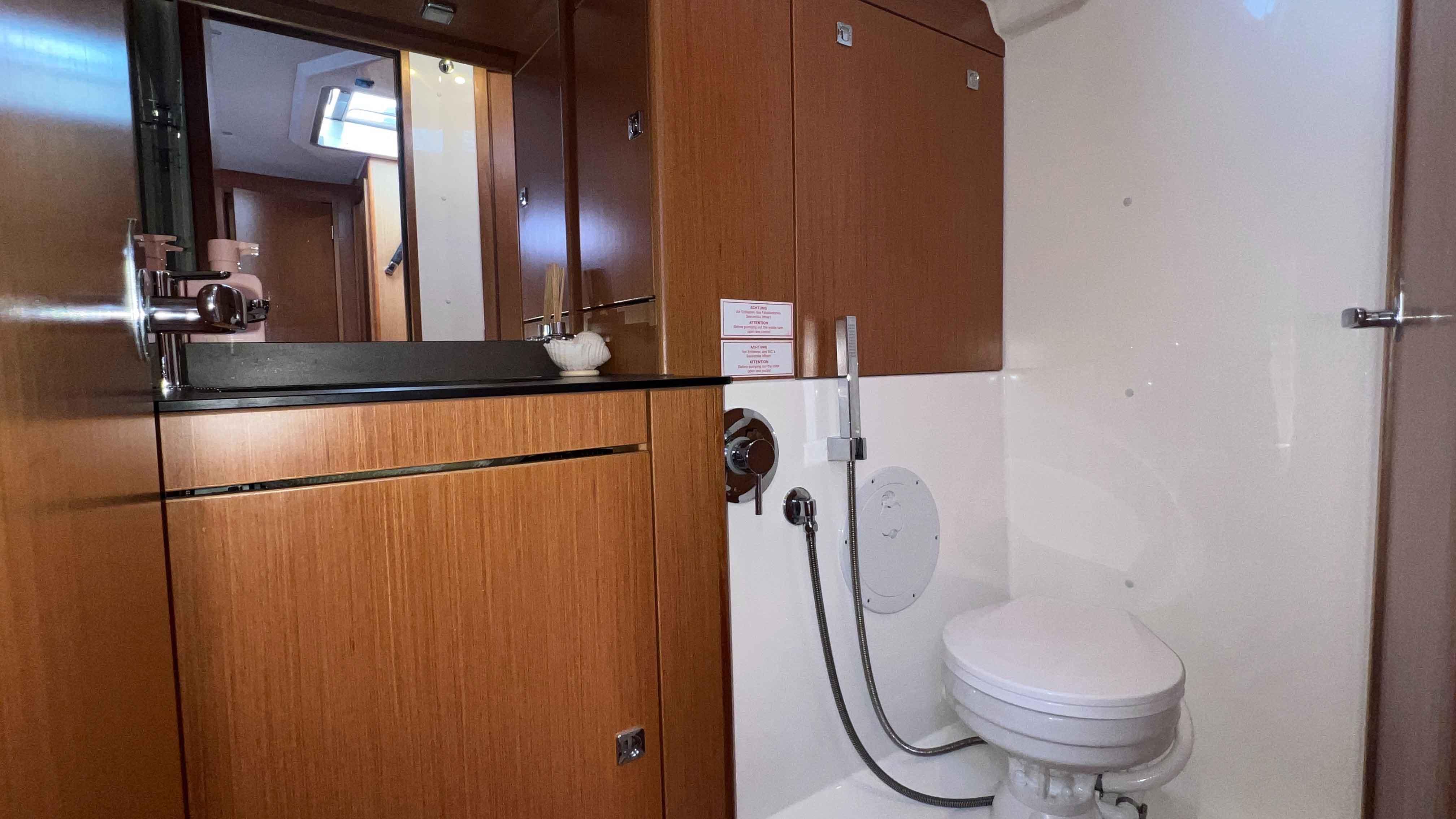 Calliope Yacht for Sale 55 Bavaria Yachts Mooloolaba, Australia