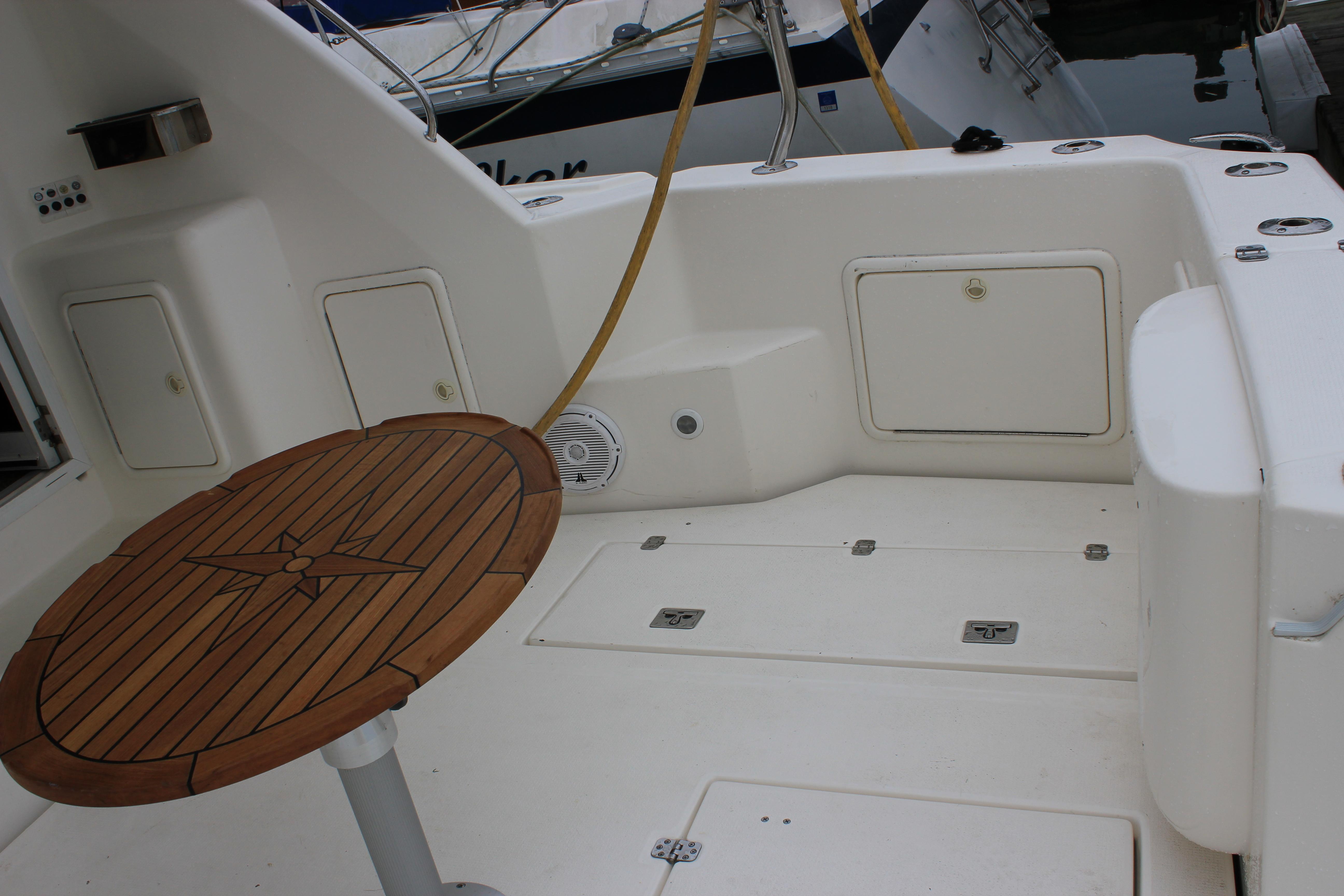 37 ft Riviera 37 Convertible Cockpit starboard with table