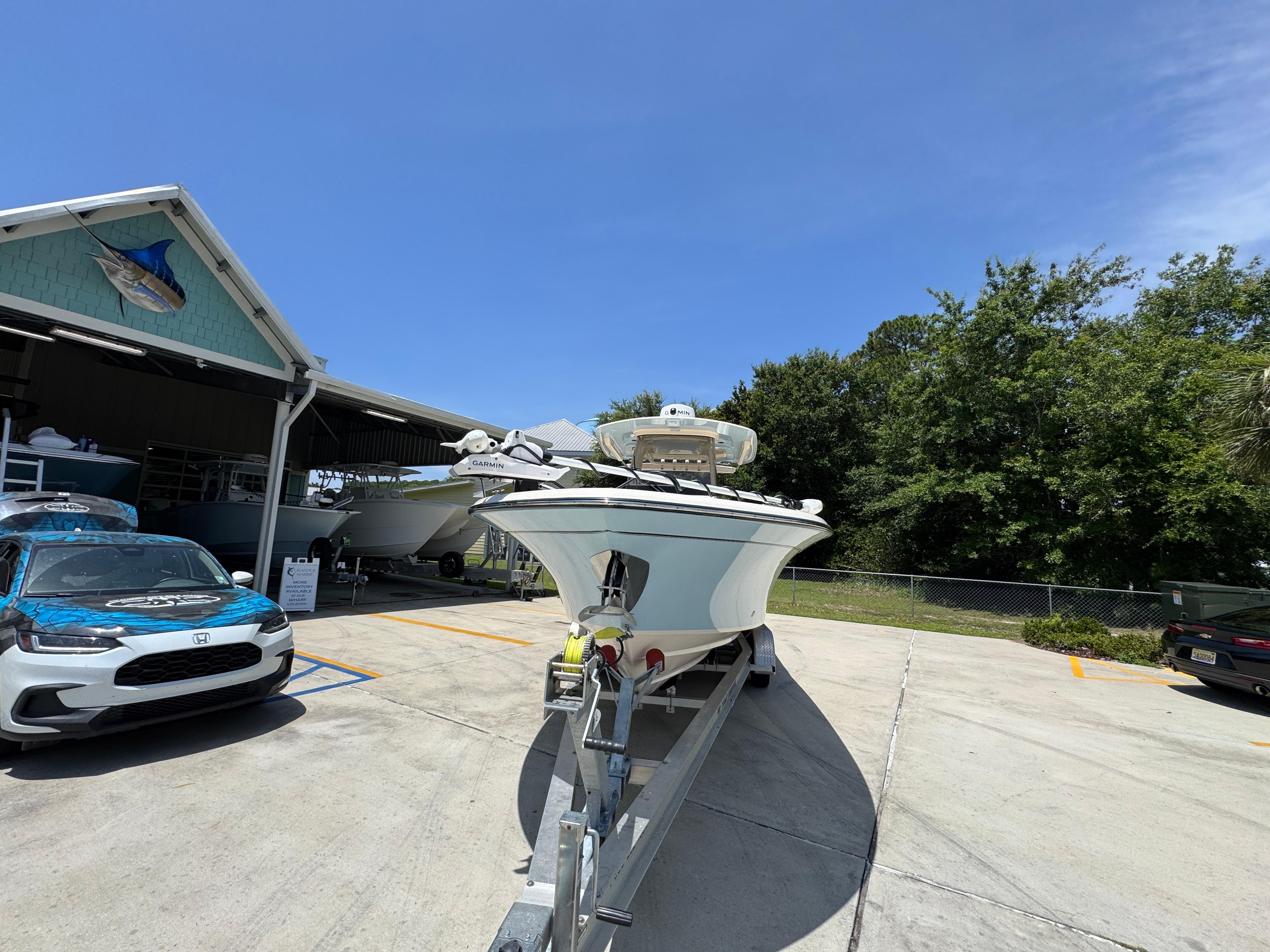 2024-grady-white-281-coastal-explorer-power-9835010-20250611064706064-1_XLARGE