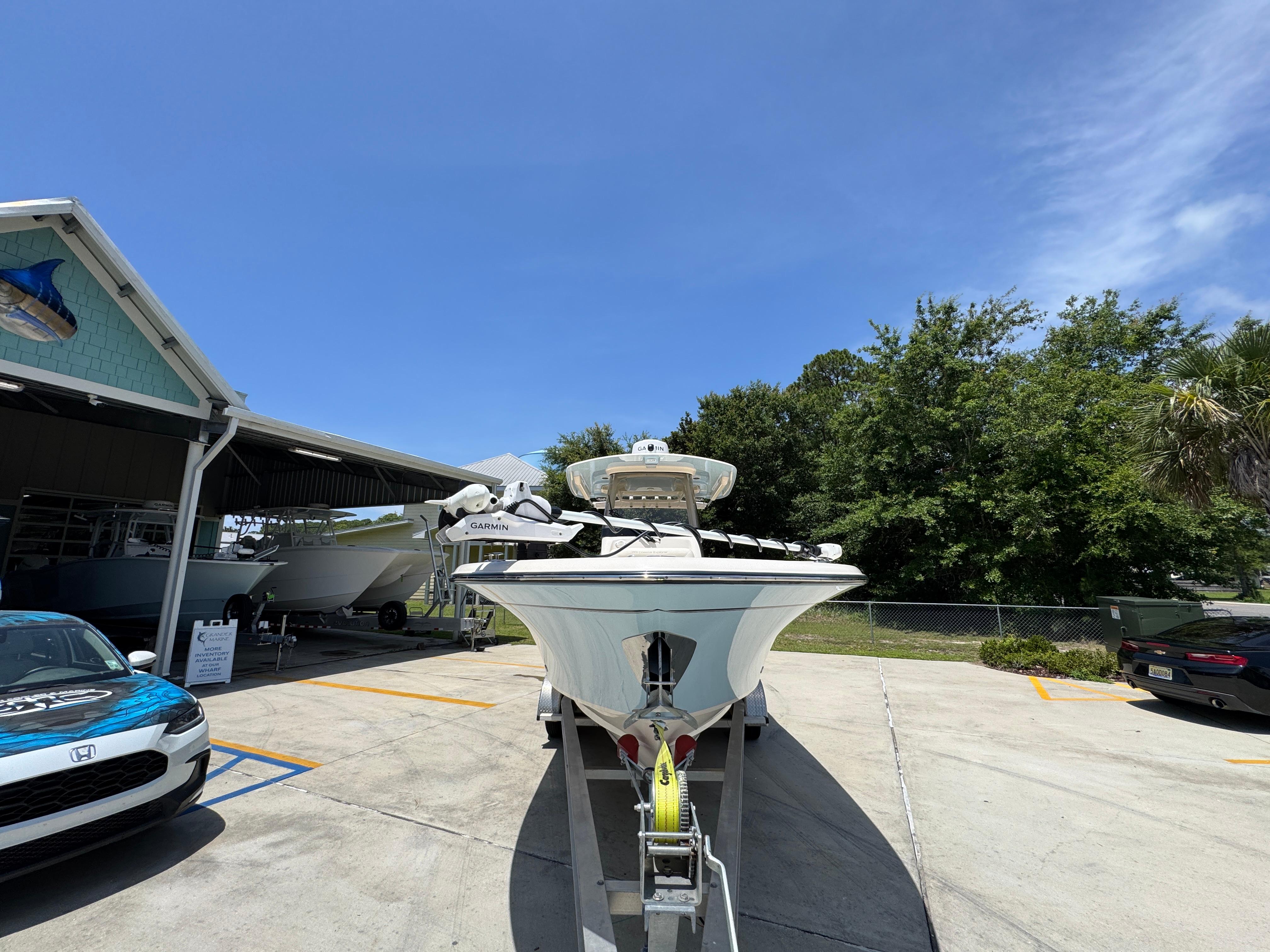 2024-grady-white-281-coastal-explorer-power-9835010-20250611064710086-1_XLARGE