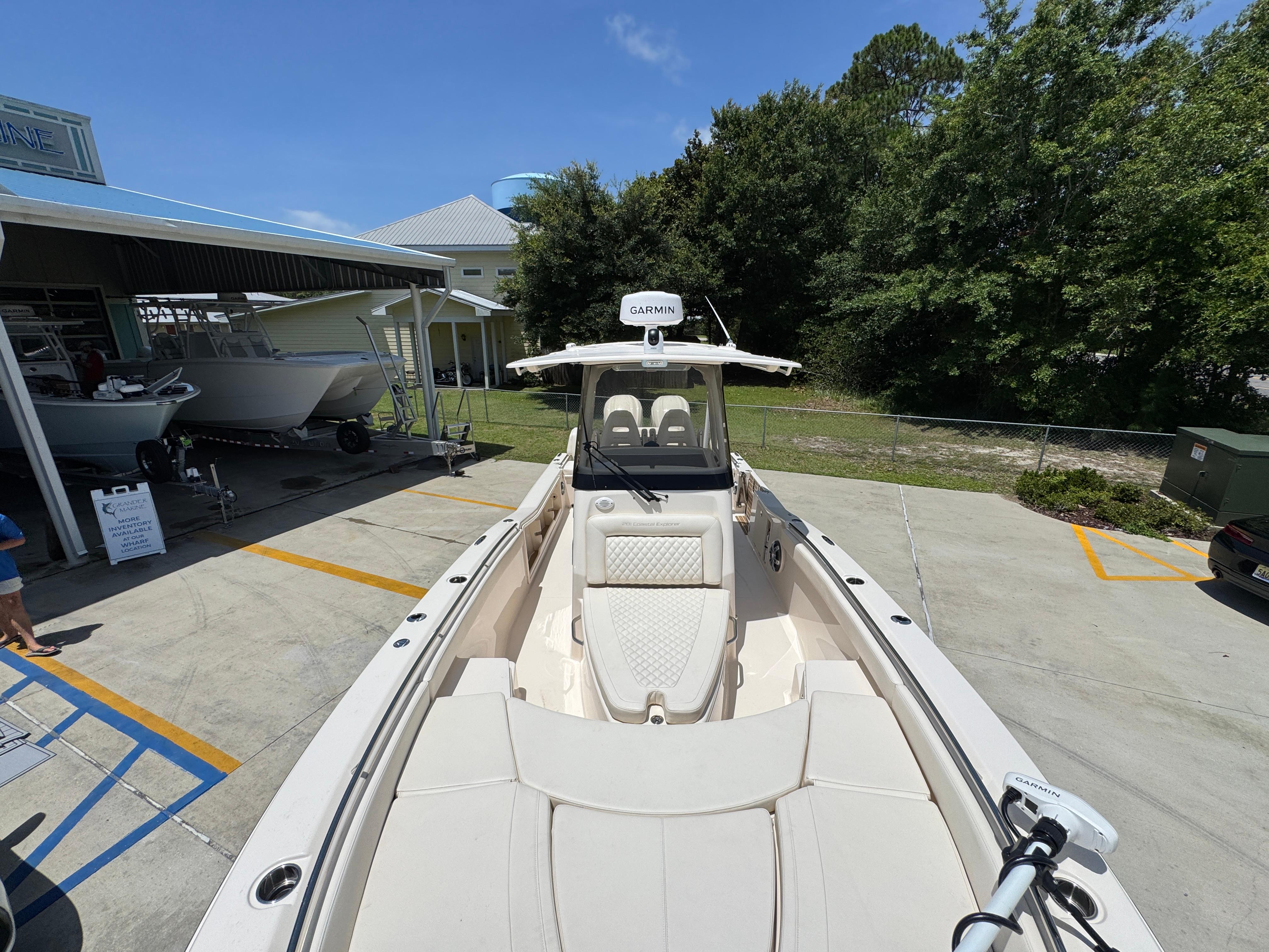 2024-grady-white-281-coastal-explorer-power-9835010-20250611064923826-1_XLARGE