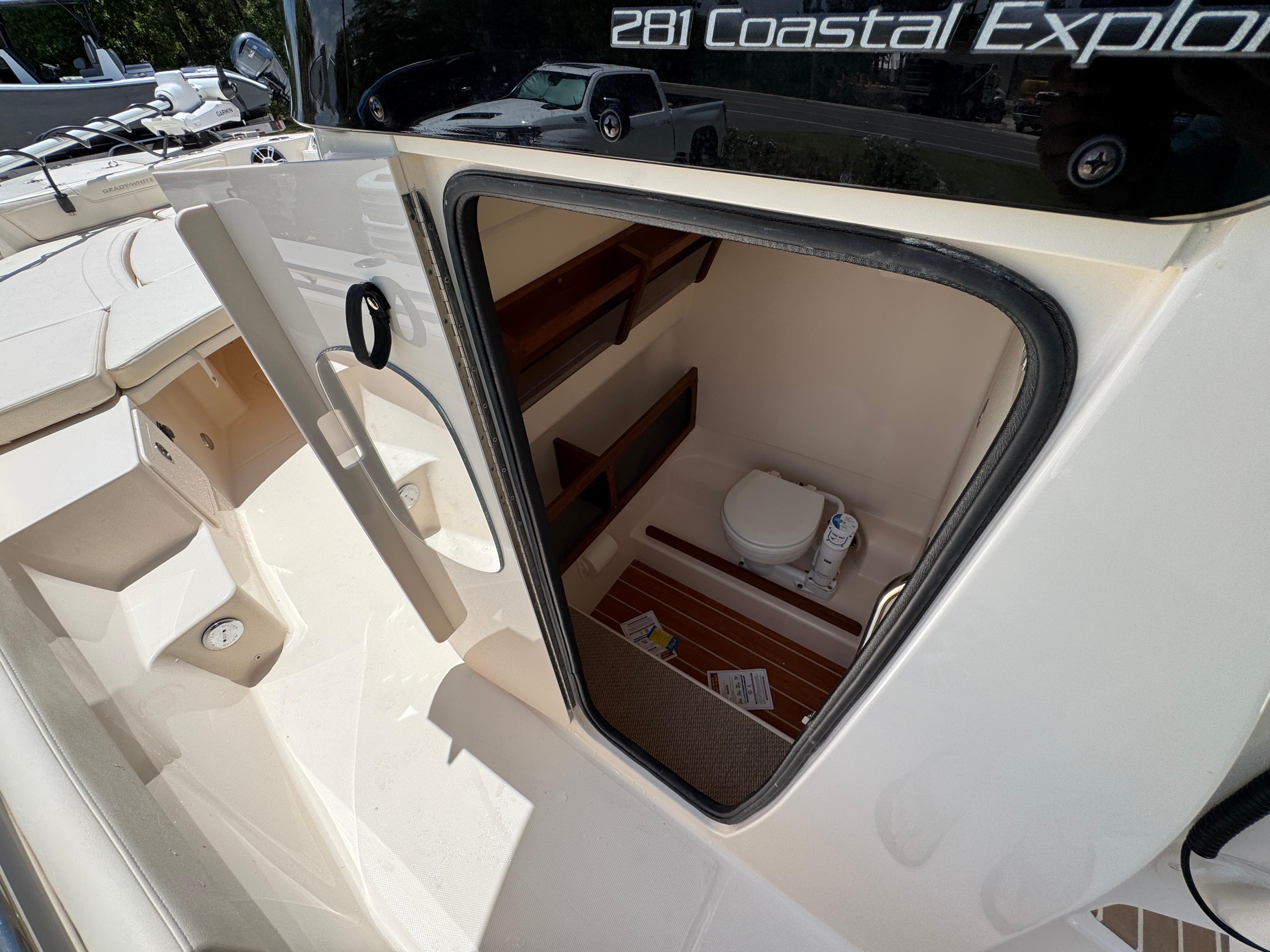 2024-grady-white-281-coastal-explorer-power-9835010-20250611064941650-1_XLARGE