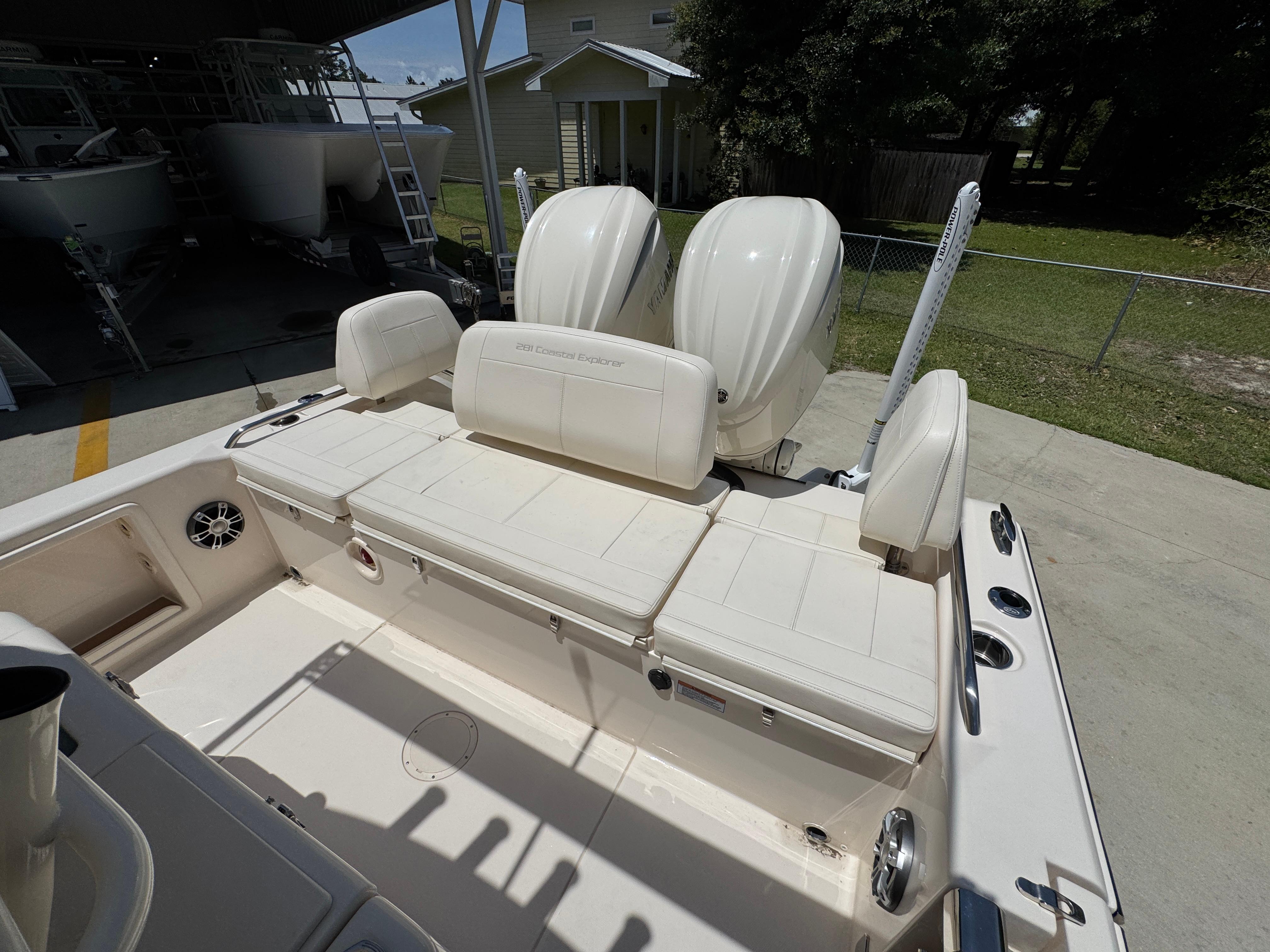 2024-grady-white-281-coastal-explorer-power-9835010-20250611065027752-1_XLARGE