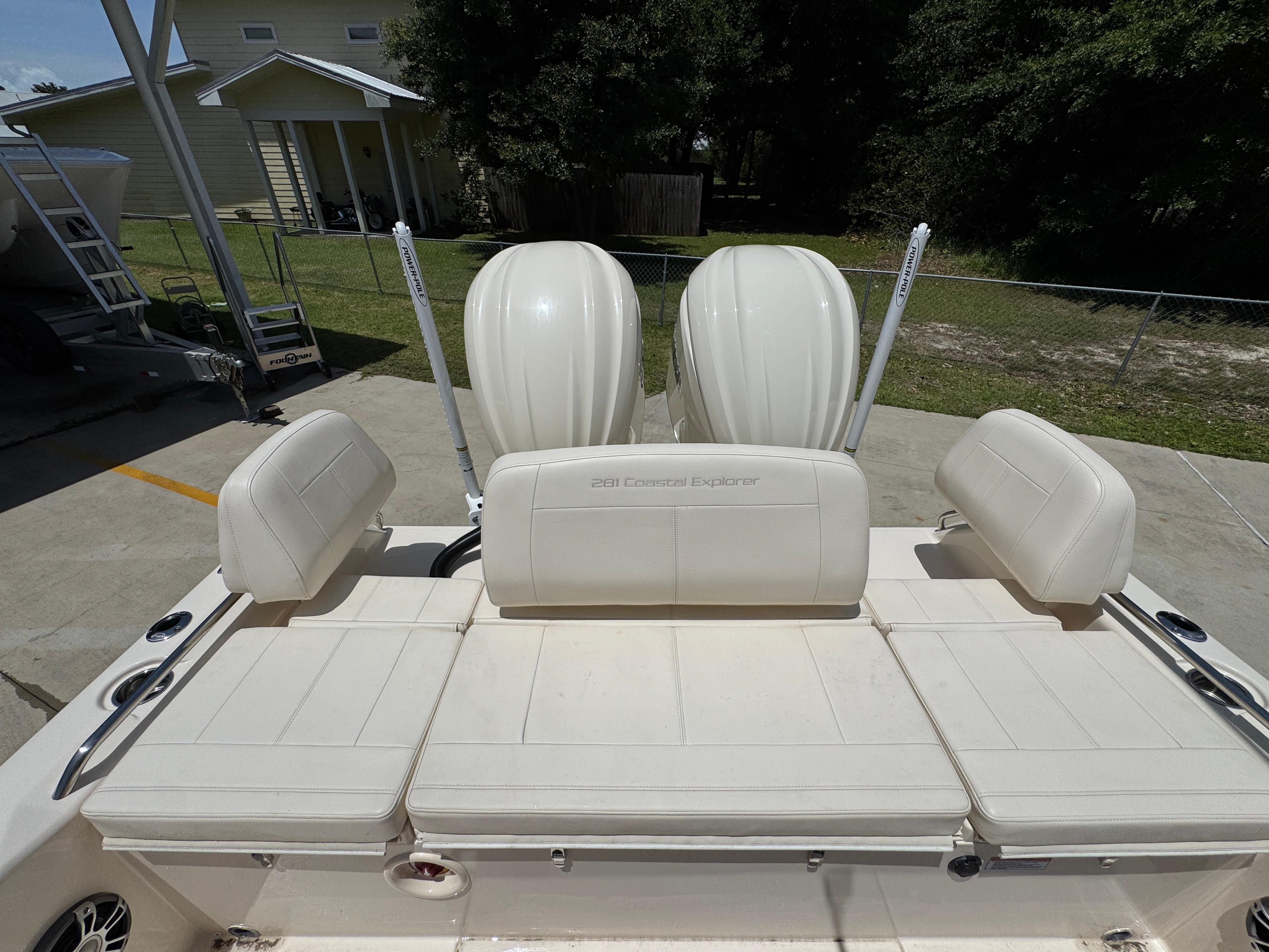2024-grady-white-281-coastal-explorer-power-9835010-20250611065031836-1_XLARGE