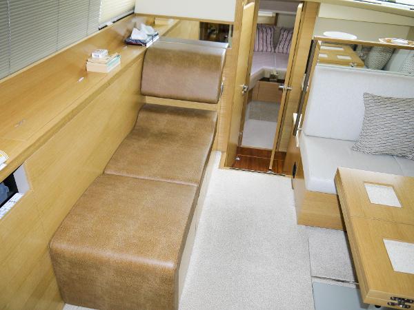 Broom 370