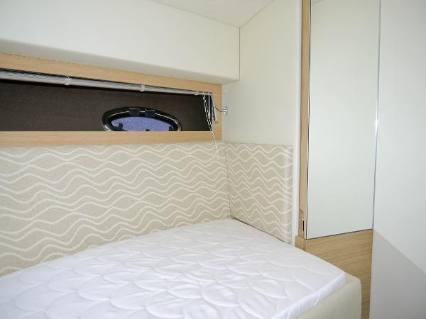 Broom 370