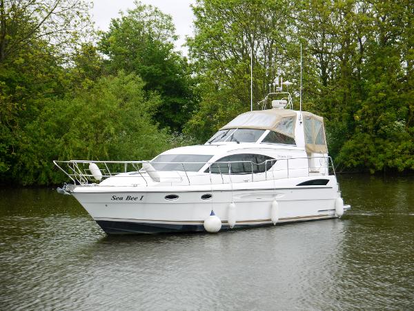 Broom 370