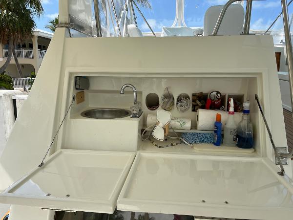 48' Offshore Yachts, Listing Number 100917320, - Photo No. 8
