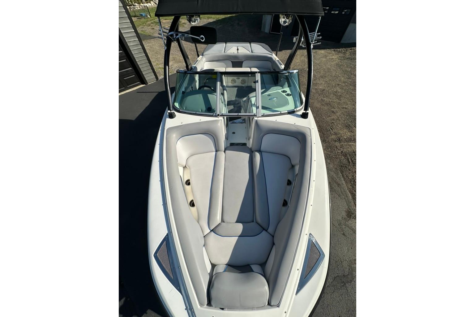 Boat image 19