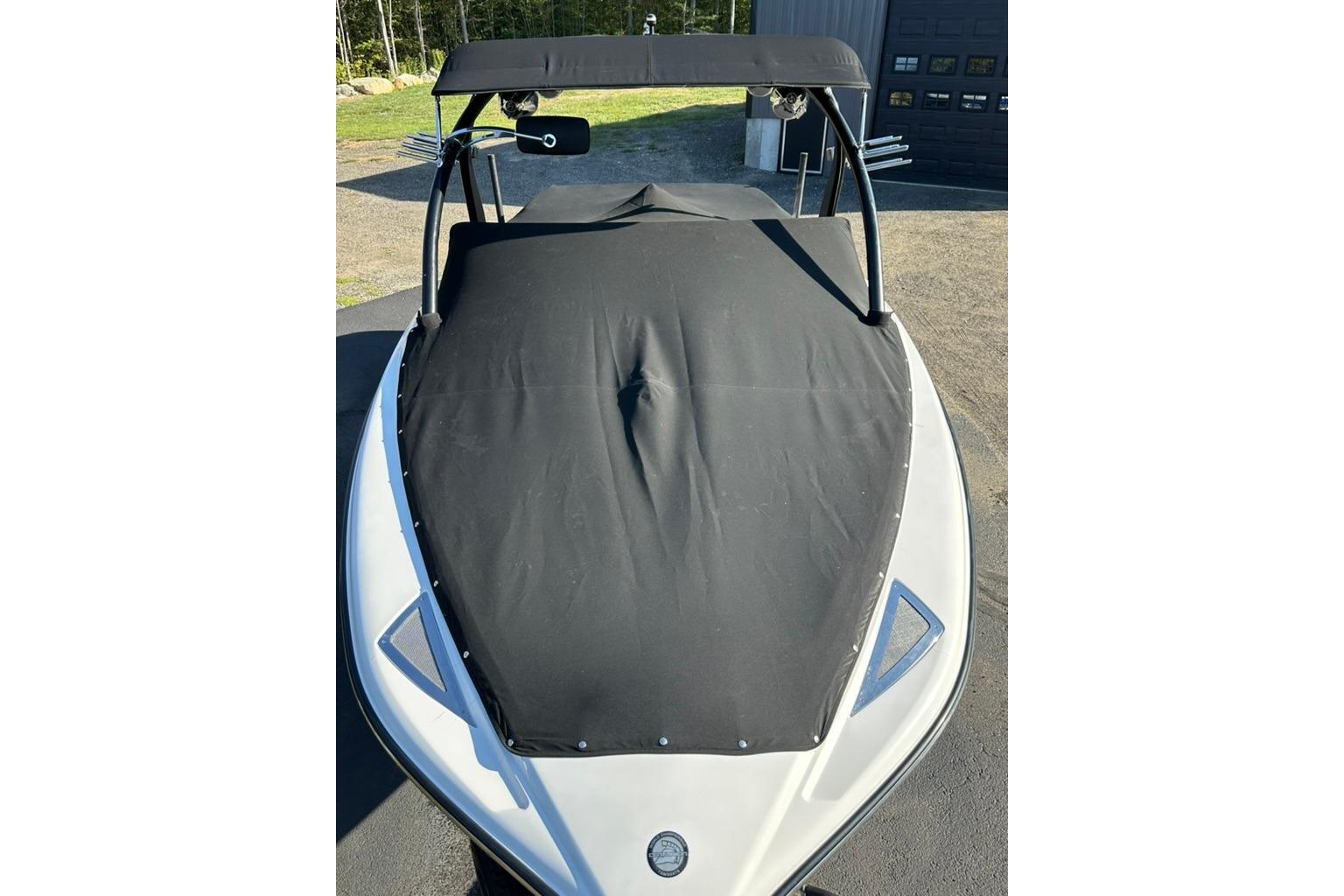 Boat image 27