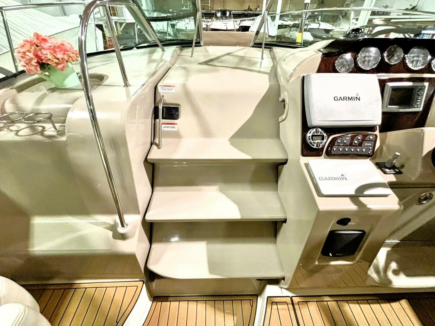 2008-sea-ray-330-sundancer-power-9715018-20250404083452183-1_XLARGE