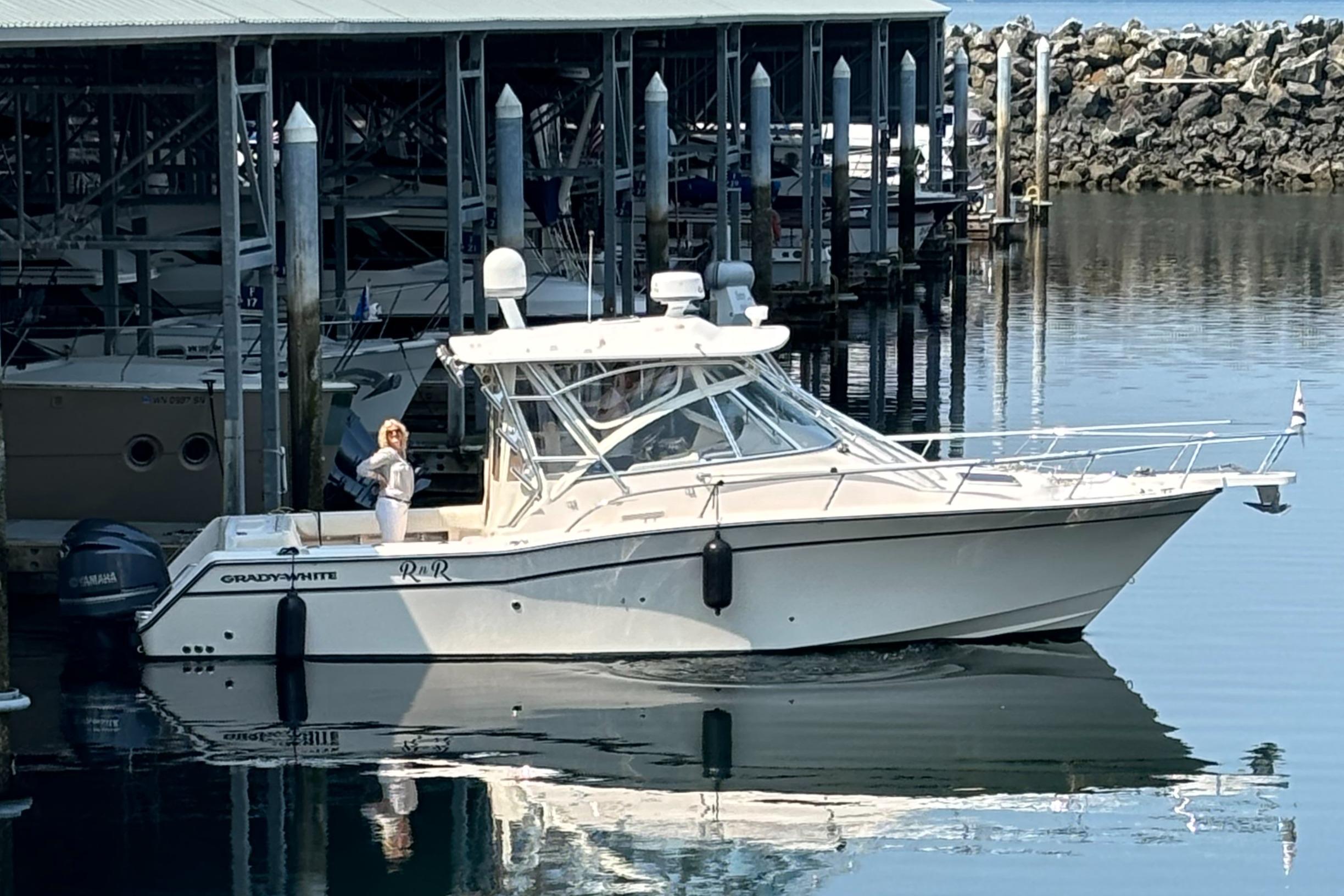 2008 Grady-White 330 Express #TBRG165A8 inventory image at Sun Country Yachts, South Lake Union (Seattle) 2008 Grady-White 330 Express #TBRG165A8 inventory image at Sun Country Yachts, South Lake Union (Seattle)