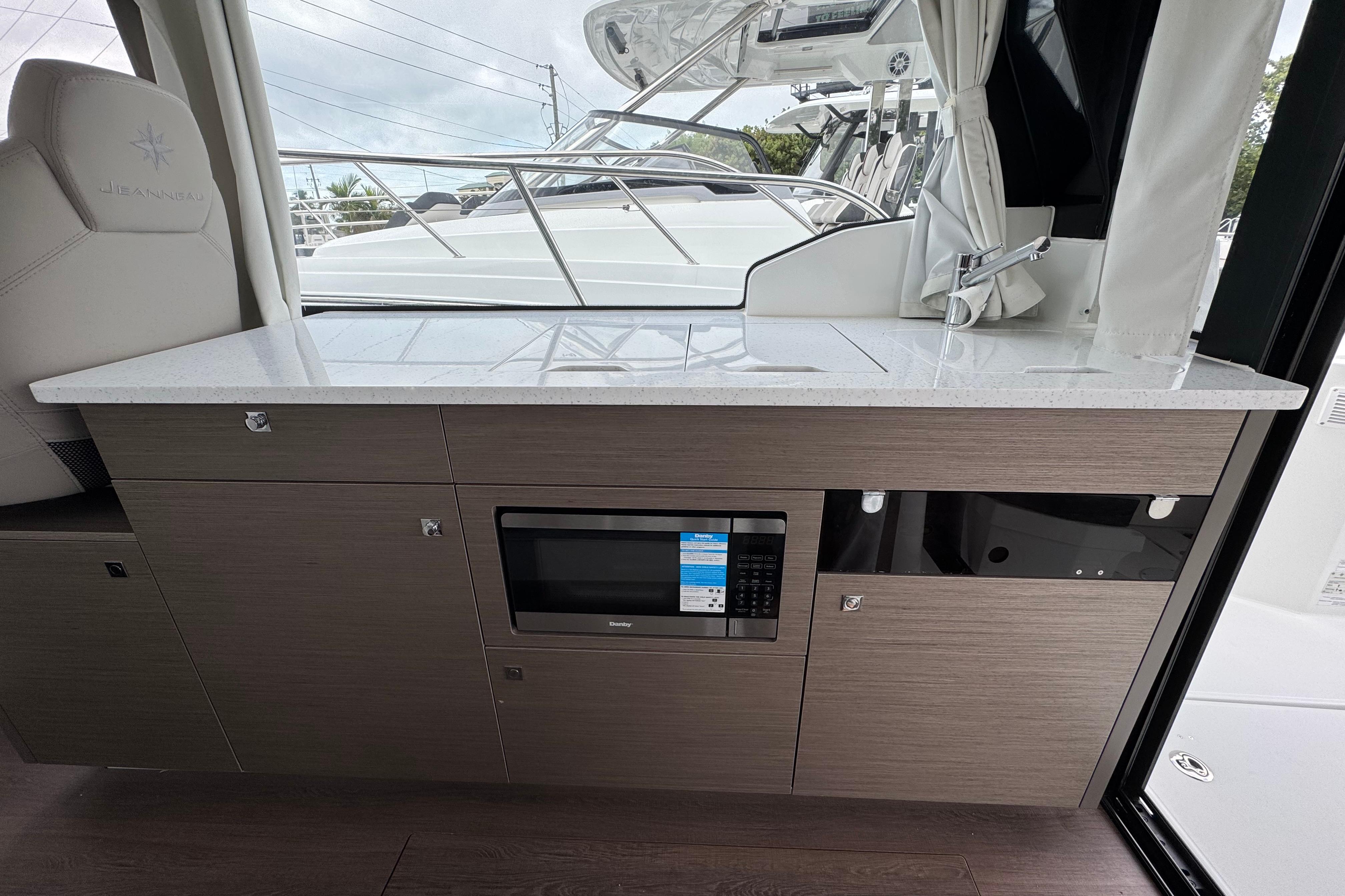 2026 Jeanneau NC 1095-8