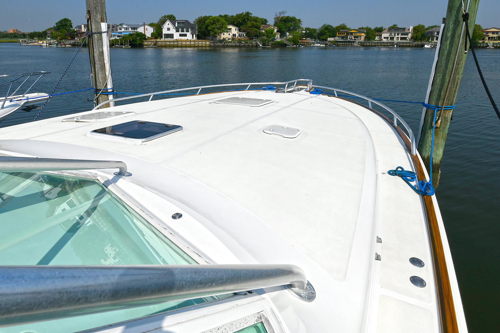 Newport RI Yacht Brokerage